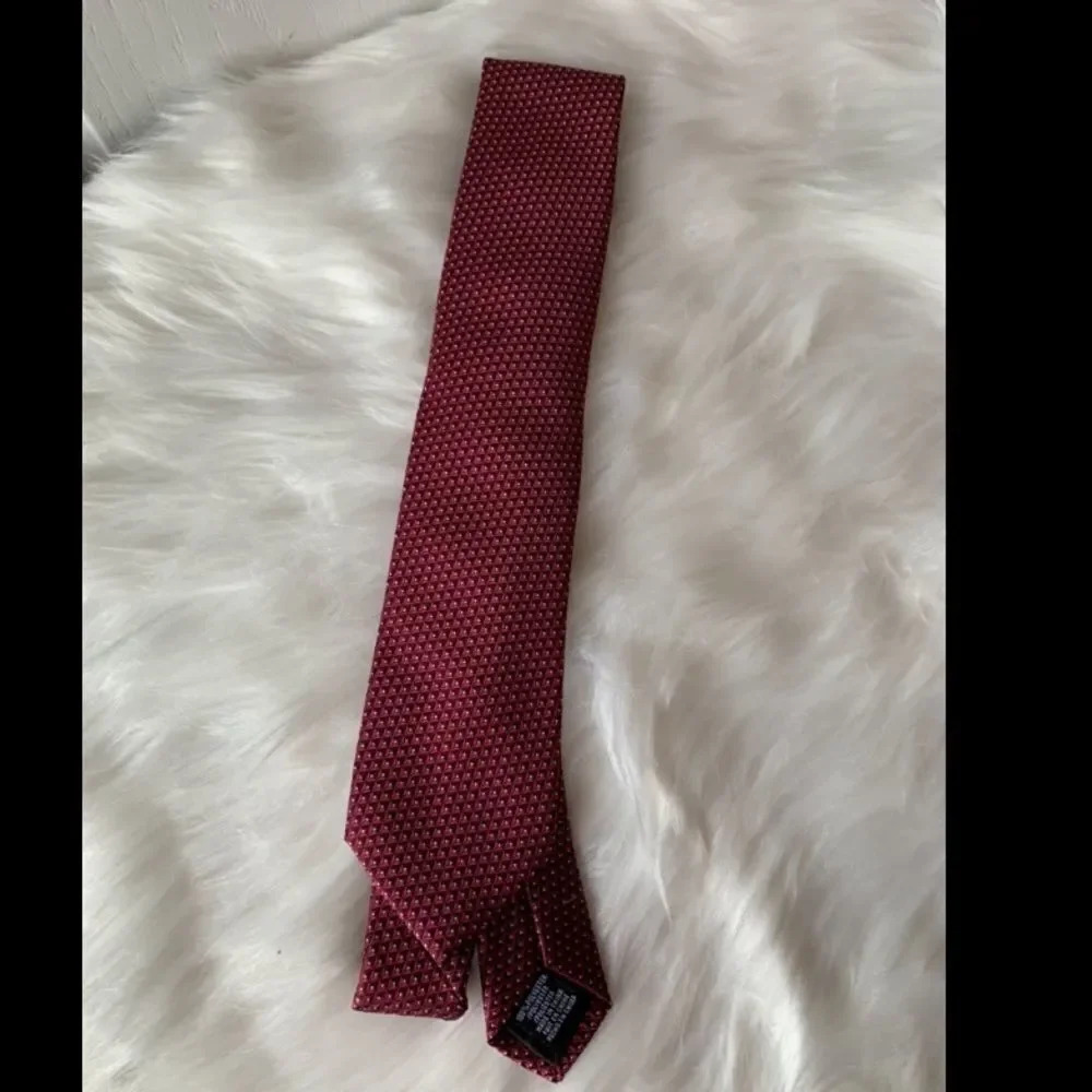 Perry Ellis Portfolio NWOT Tie
